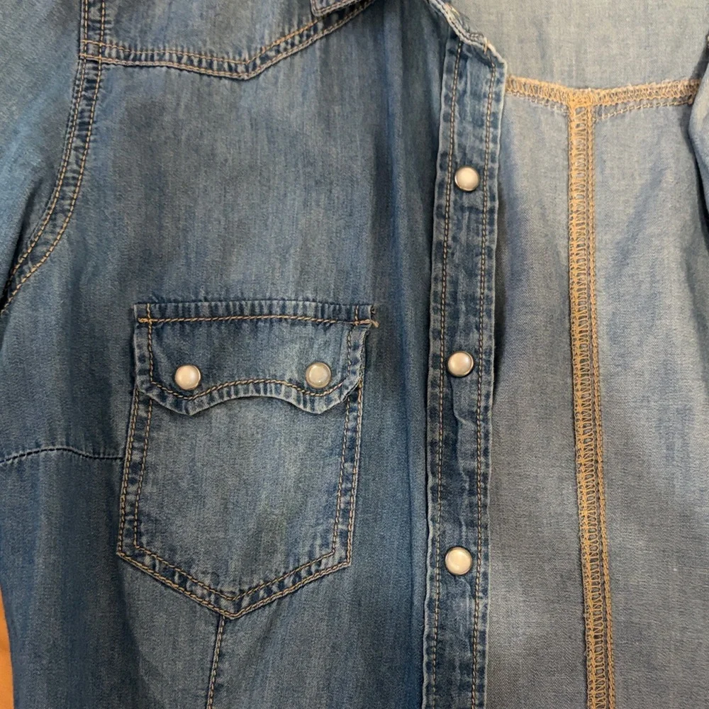 Forever 21 Washed Denim Button-Up Shirt - Blue - Picture 3 of 6